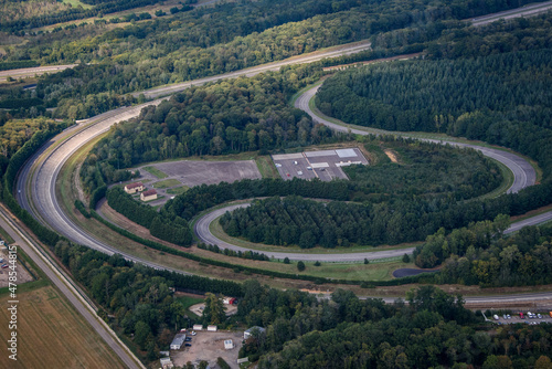vue aérienne du centre d'essais Renault à Gaillon dans l'Eure en France