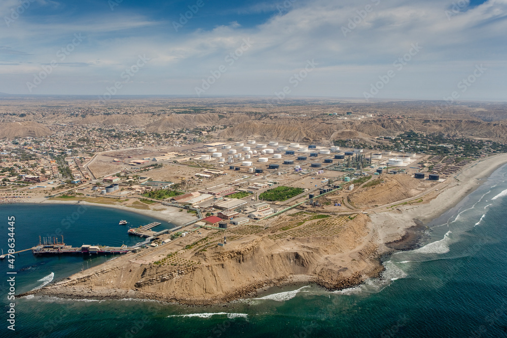 Naklejka premium Fishing and Refinery City of Talara Peru