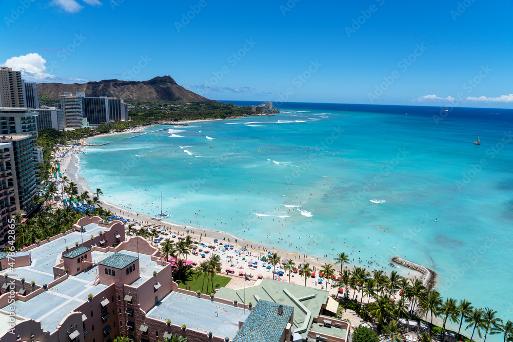 Naklejka premium The view of Waikiki Beach in Oahu, Hawaii