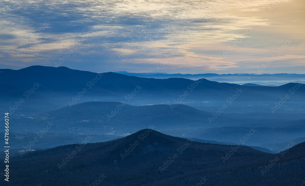 Obraz premium Top view from Peak Mansfield to the valley. Vermont, USA.