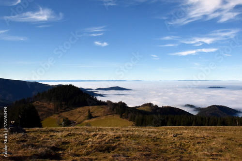 Blick vom Hinterwaldkopf auf eine Nebellandschaft