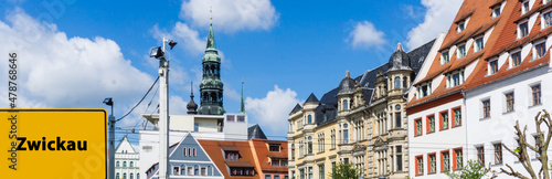 Fotografie, Tablou Panorama Zwickau mit Ortsschild