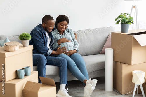 Happy Young Black Spouses With Pregnant Wife Moving To New Apartment