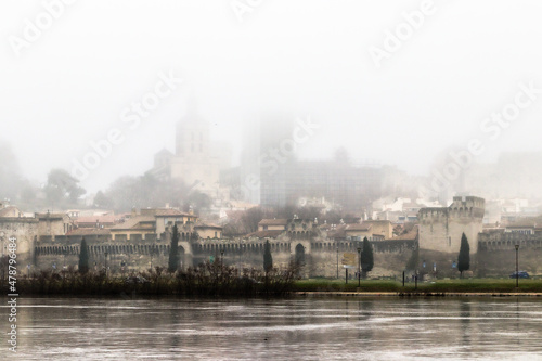 the Bénézet bridge in Avignon, in the fog