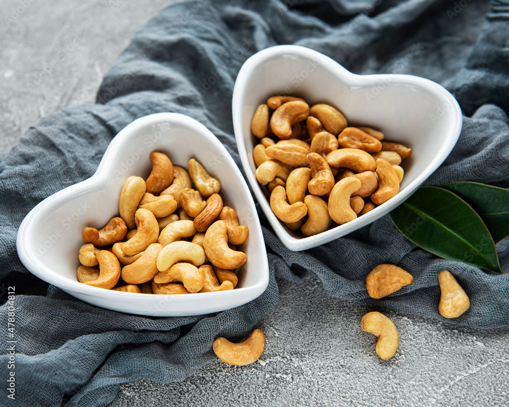 Tasty cashew nuts Tasty cashew nuts
