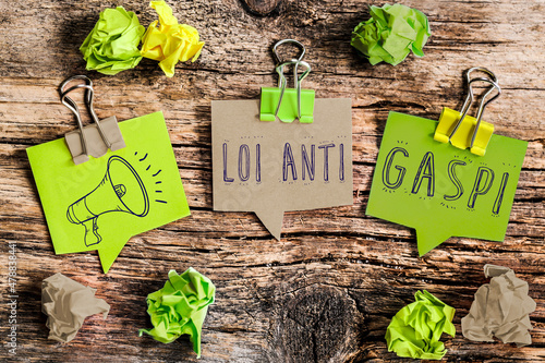Photos Bulles Post-it : loi anti-gaspi