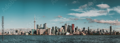 Toronto Skyline Panoramic © RyAndreza