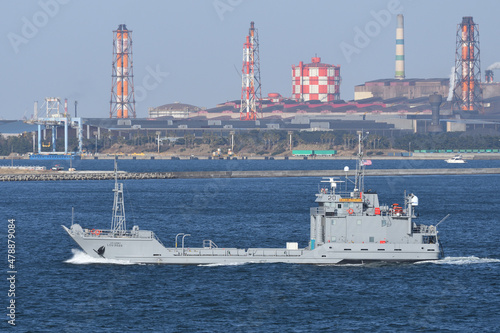 United States Army landing craft USAV Fort McHenry sailing in Tokyo Bay. photo