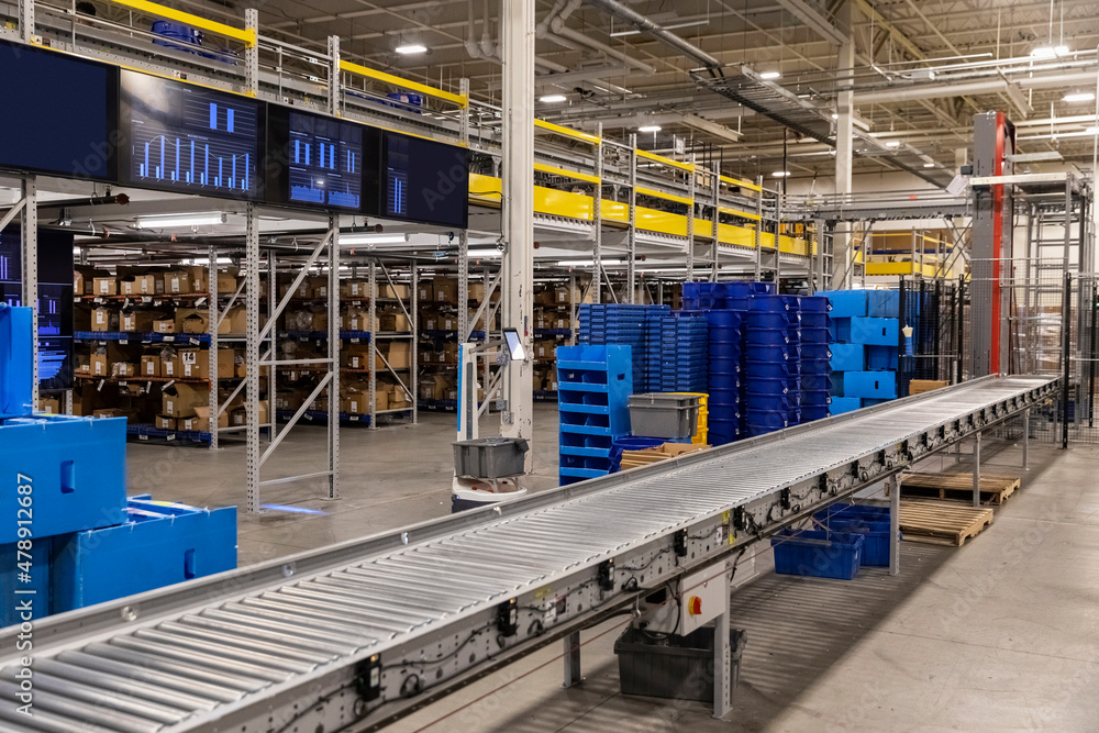 E-Commerce Warehouse conveyor belt E-Commerce Warehouse conveyor belt