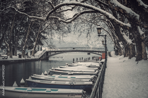 Annecy, le pont des amours en hiver