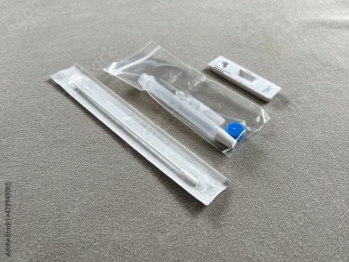 コロナ検査　セルフキット　鼻腔ぬぐい　鼻咽頭ぬぐい
