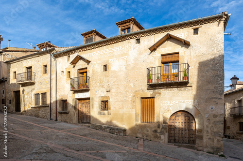 details of the historic buildings of the city of Pedraza in the province of Segovia © josevgluis