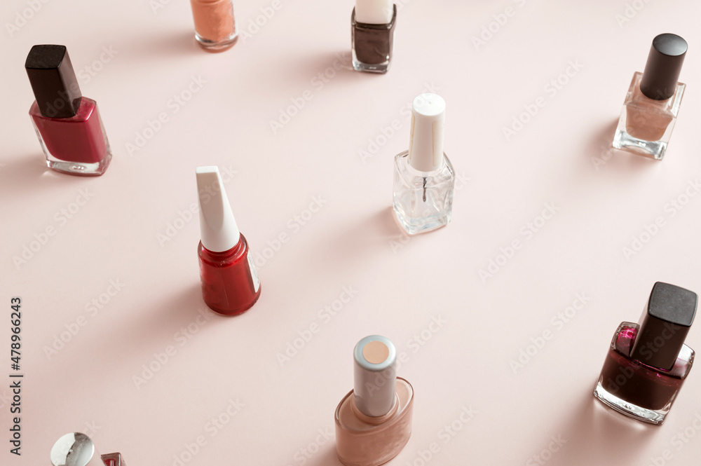 Obraz premium Sample nail polish of different colors. Bright colors.