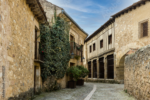 Fototapeta Naklejka Na Ścianę i Meble -  details of the historic buildings of the city of Pedraza in the province of Segovia