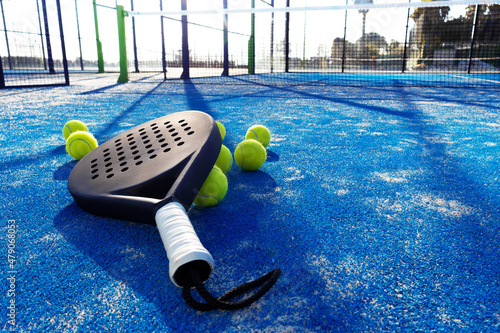 paddle racket with balls paddle training on the court
