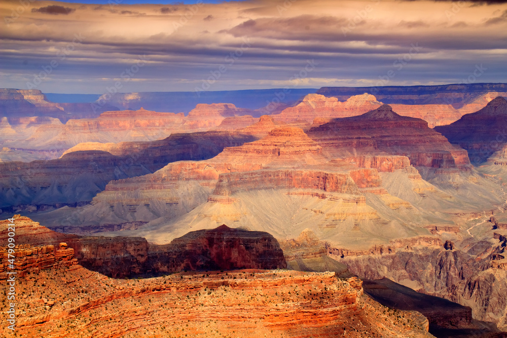 This majestic photo of the South Rim of the Grand Canyon captures the amazing layers of landscape and quality of light.