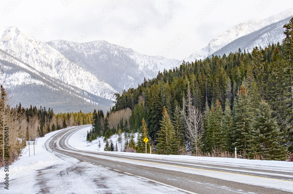 Driving into the Canadian Rockies in Winter Driving into the Canadian Rockies in Winter