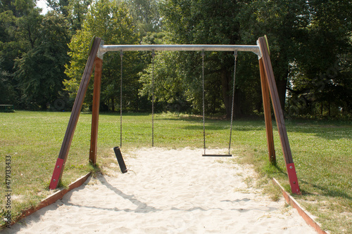 Konstfotografi broken swing