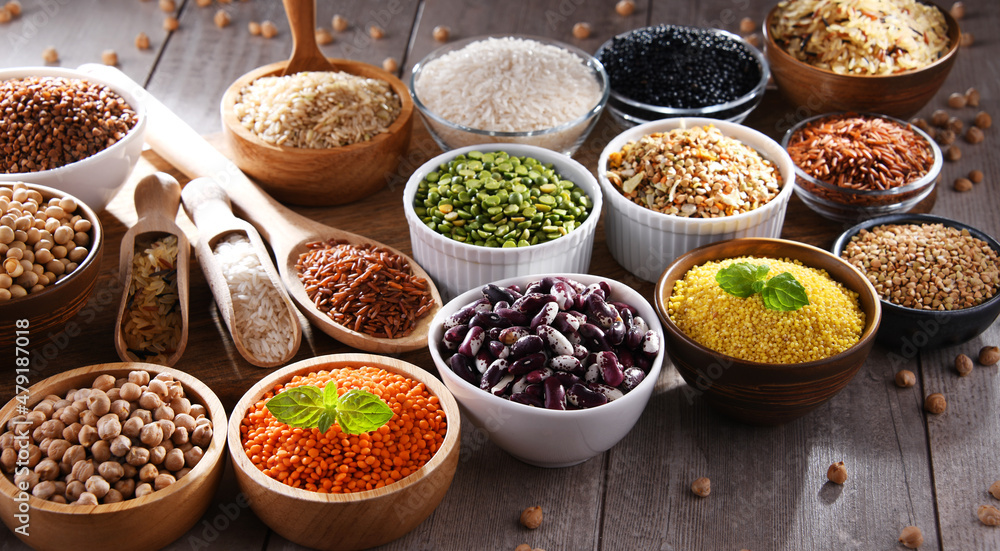 Composition with different kinds of dry food products Composition with different kinds of dry food products