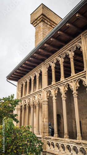 Photography Olite and its castle were the residences of the kings and queens of the kingdom of Navarre until its union with Castile in the 16th century