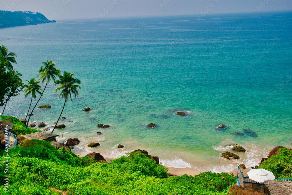 Fototapeta premium Ocean view from the top of a hill