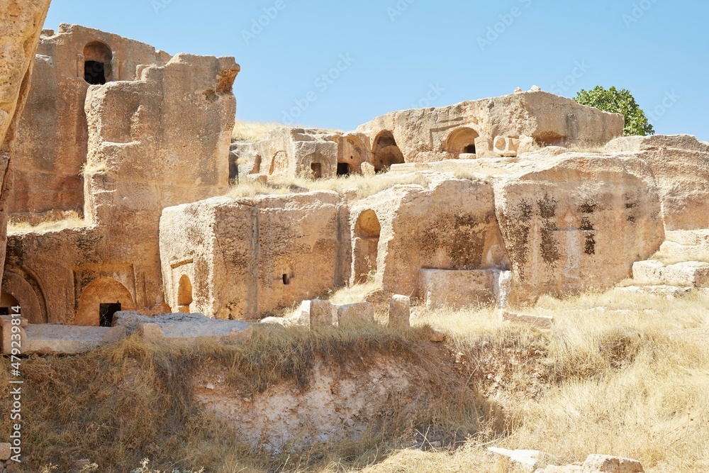 The rock-cut tombs of Dara Ancient City’s necropolis