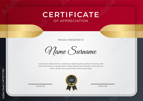 Elegant gradient red black gold certificate design Template