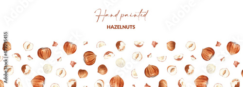 Border of hazelnuts crop