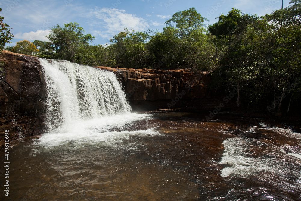 Fototapeta premium Amazingly beautiful waterfall and body fo water in central Brazil.
