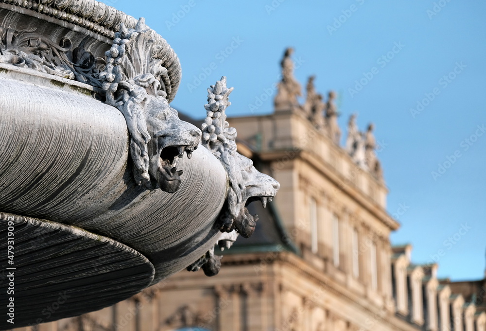Obraz premium Stuttgart Schloßplatz Springbrunnen