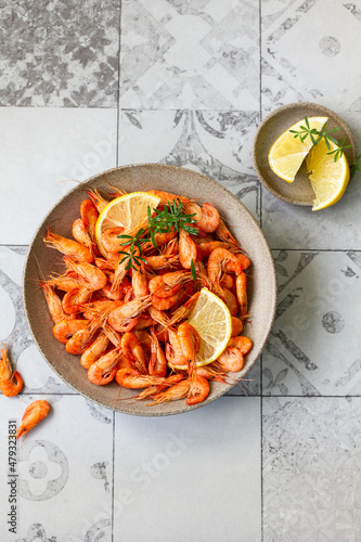 Wallpaper Mural Red cooked prawn or shrimp with lemon on plate. Top view Torontodigital.ca