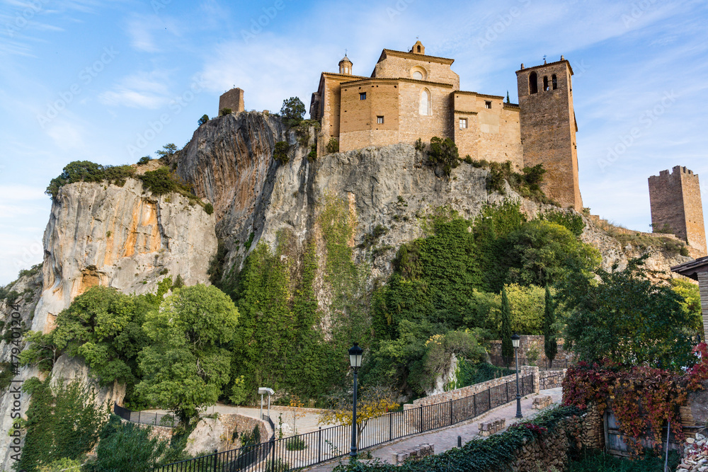 colegiata-castillo  Santa María la Mayor , fortaleza, construida en el siglo ix por Jalaf ibn Rasid, Alquézar, Provincia de Huesca, Comunidad Autónoma de Aragón, Spain, Europe