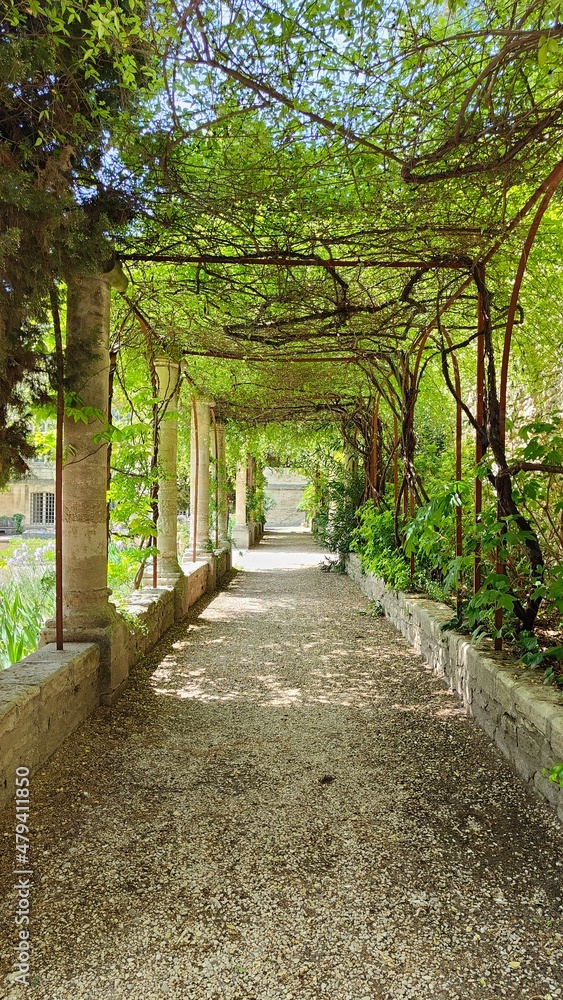 JARDINS DE L'ABBAYE VILLENEUVE LES AVIGNON (Gard) JARDINS DE L'ABBAYE VILLENEUVE LES AVIGNON (Gard)