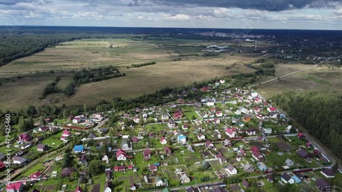 Wallpaper Mural пролет через деревню в поле Torontodigital.ca