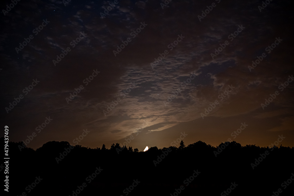 Anochece en Parque Nacional Sierra de las nieves anocece con la Luna y Lupiter de la mano Anochece en Parque Nacional Sierra de las nieves anocece con la Luna y Lupiter de la mano