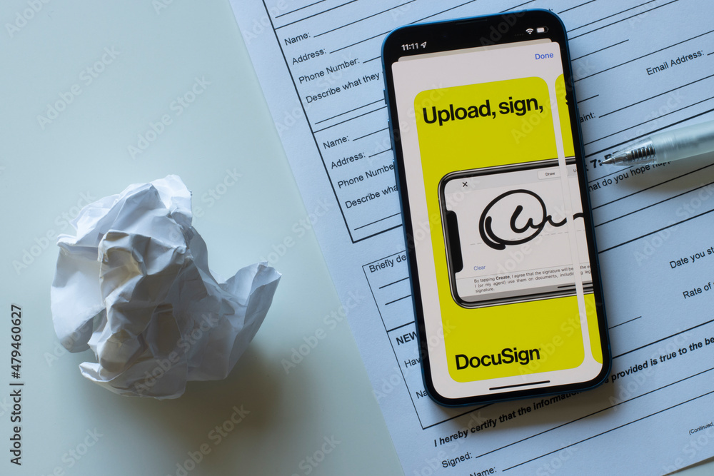 Doc U Sign App Portland, OR, USA - Jan 9, 2022: DocuSign app illustration is seen in ...