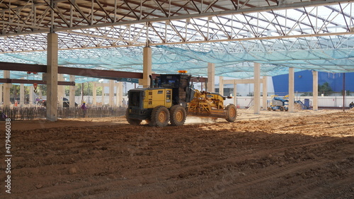 Adjust the ground, prepare for pouring mortar in the new construction factory area.