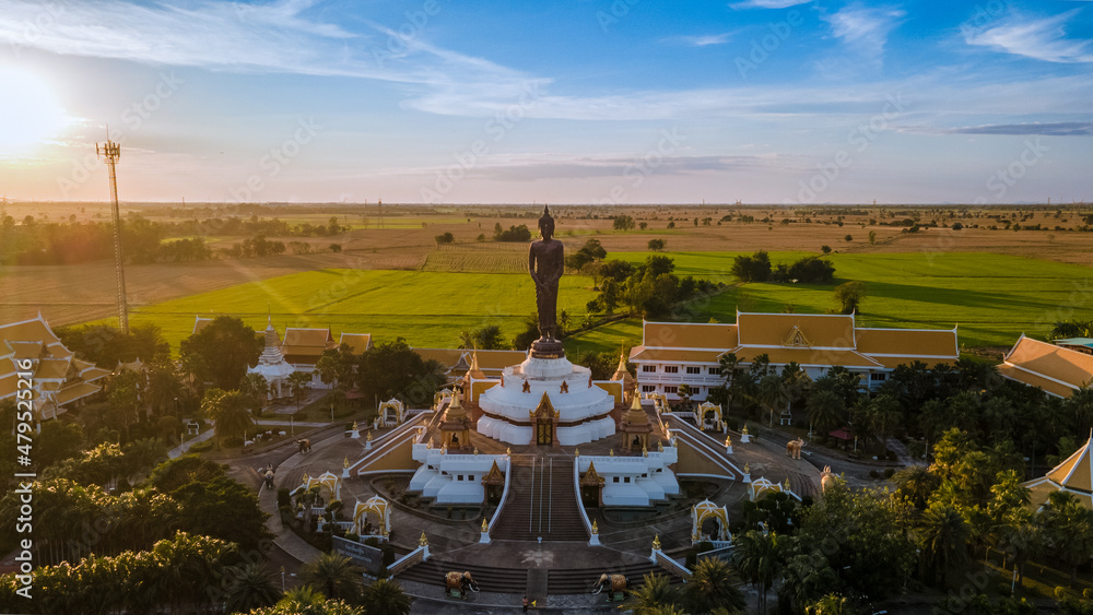 Φωτογραφία Lopburi, Thailand, December 30, 2021 Wat Kroen Ka Thin , This temple is considered to be an old temple of Lop Buri for a long time