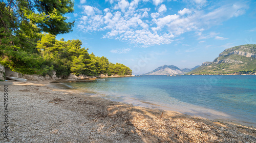 Fototapeta Naklejka Na Ścianę i Meble -  Widok na Adriatyk w Chorwacji o poranku