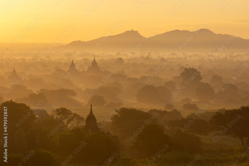 Fototapeta premium group of ancient pagodas in Bagan at the sunset, myanmar