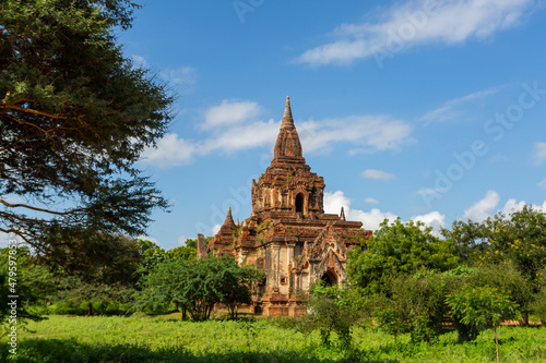 pagoda places of worship of myanmar people © kenan