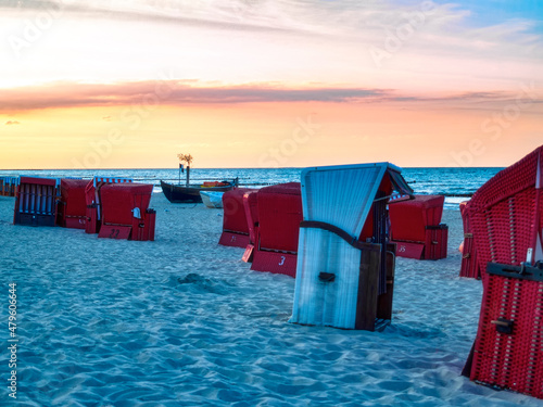 Koelpiner Strand am Abend photo