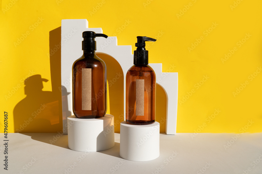 Minimal product display Minimal product display