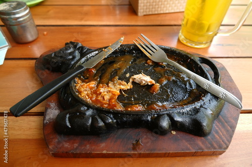 Product Photos of Steak Restaurant Hot Plate Crispy Chicken Steak Food Menu Before and After Enjoying it