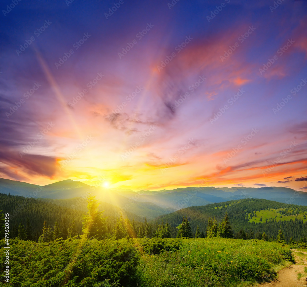 Fototapeta premium Mountain landscape at dawn