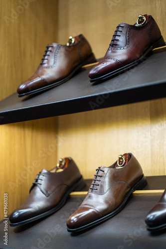 elegante Schuhe - Auswahl - Auslage / Schaufenster - Herrenschuhe