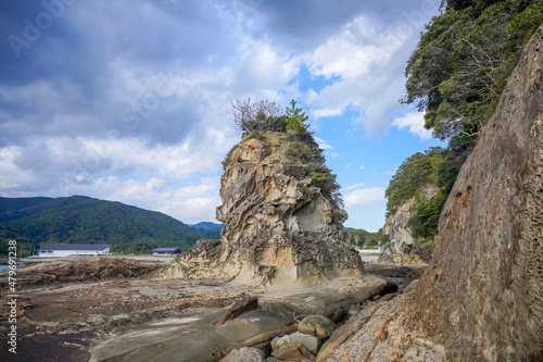 竜串海岸の風や波の浸食によって作られた人の顔のように見える奇岩の情景＠足摺岬、高知