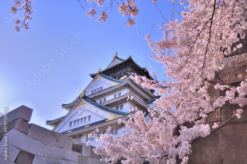 大阪城と桜と青空