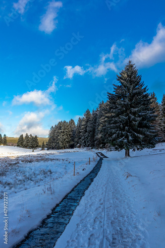 Winterspaziergang im Winterwunderland Thüringer Wald bei Steinbach-Hallenberg - Deutschland © Oliver Hlavaty