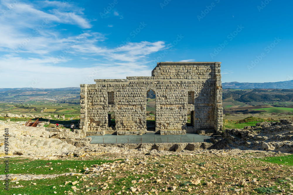 Ruinas de antiguo coliseo